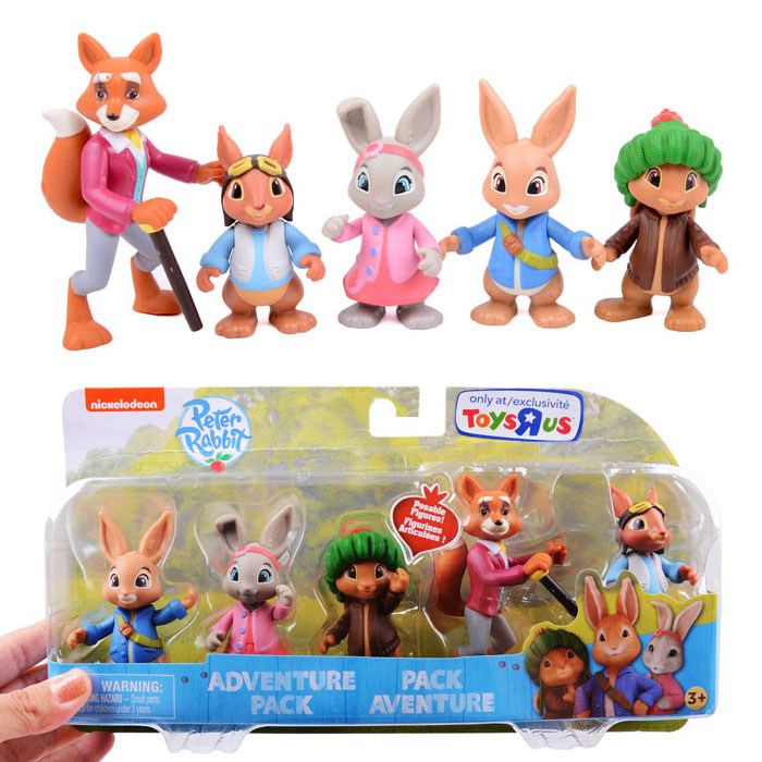 Out of European and American animated cartoons Peter Rabbit cotton ball tail scene plastic joint doll pendulum model posing as family wine storytelling