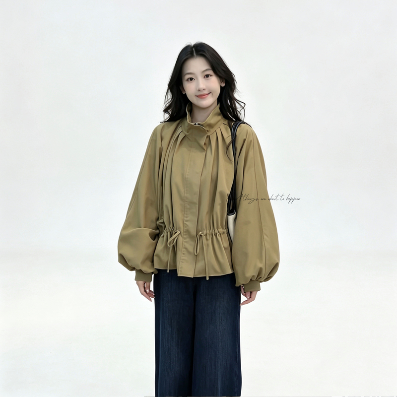 【Min Xiao Yi】Continuing the Korean Style, This Short Jacket for Women Features a Stand-Up Collar, Drawstring Waist, and Puff Sleeves, with a Design That Is Youthful and Age-Reducing