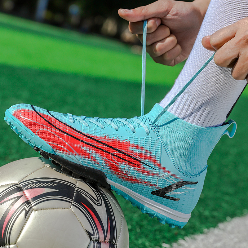 C Luo Assassin 14 high - ranking Falcon football shoes men light - handed AG long nail match student TF crumble training shoes