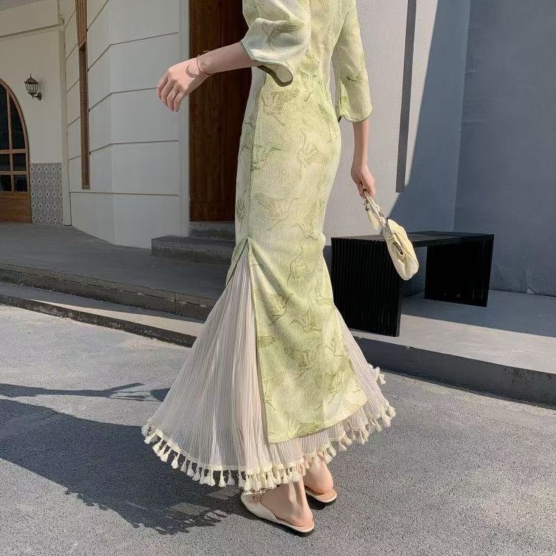 Cheongsam Paired with an Underskirt, Tassel Skirt, Mid-Length Pleated Skirt, Elegant Lace Mesh Skirt, Fairy Skirt Cheongsam Paired with an Underskirt, Tassel Skirt, Mid-Length Pleated Skirt, Elegant Lace Mesh Skirt, Fairy Skirt