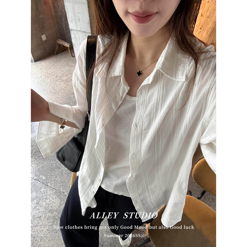 Old Money Style Pure Cotton White Shirt for Women, Cardigan Top, Summer Thin Style, Light Luxury, High-End Feel, Very Beautiful Sun Protection Jacket Old Money Style Pure Cotton White Shirt for Women, Cardigan Top, Summer Thin Style, Light Luxury, High-End Feel, Very Beautiful Sun Protection Jacket