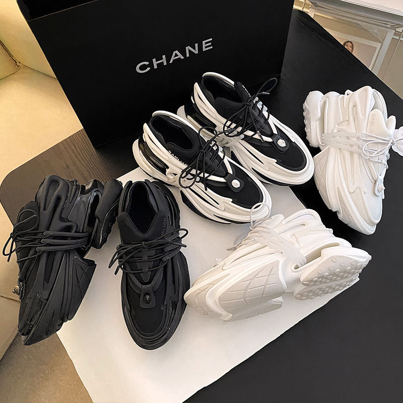 Summer New Model Spaceship Space Shoes, Height-Increasing Thick-Soled Casual Sneakers, Dad Shoes for Women, Unisex Style