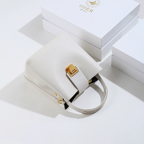 Вместительная и большая модная сумка через плечо на одно плечо, изысканный стиль, из натуральной кожи, коллекция 2023