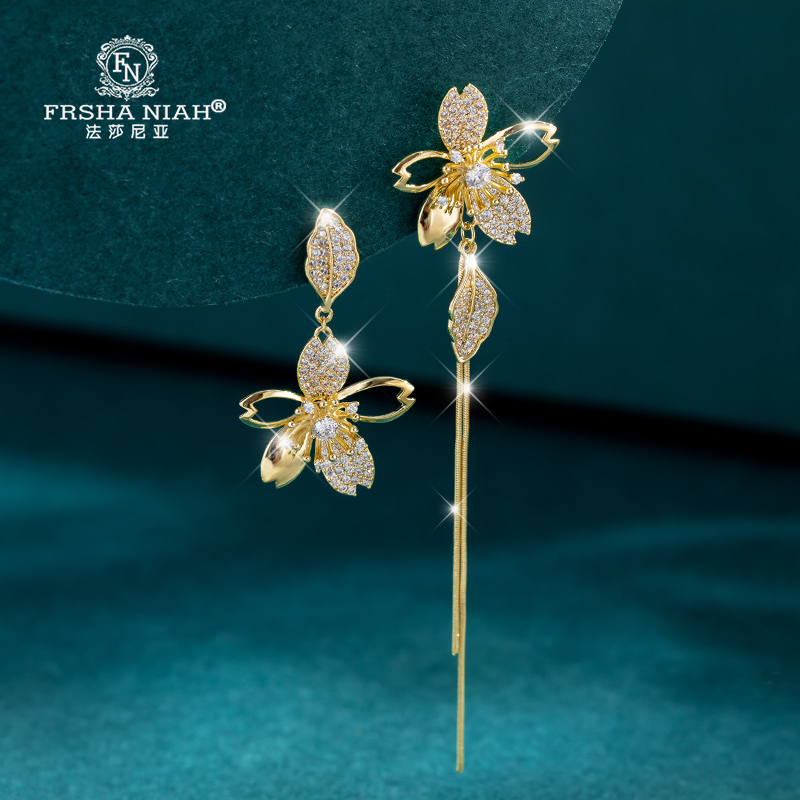 Fazania Superior Asymmetric Ear Accessories Earrings Earrings Earrings 2022 New Wave small crowddesign sensation 520 Gift