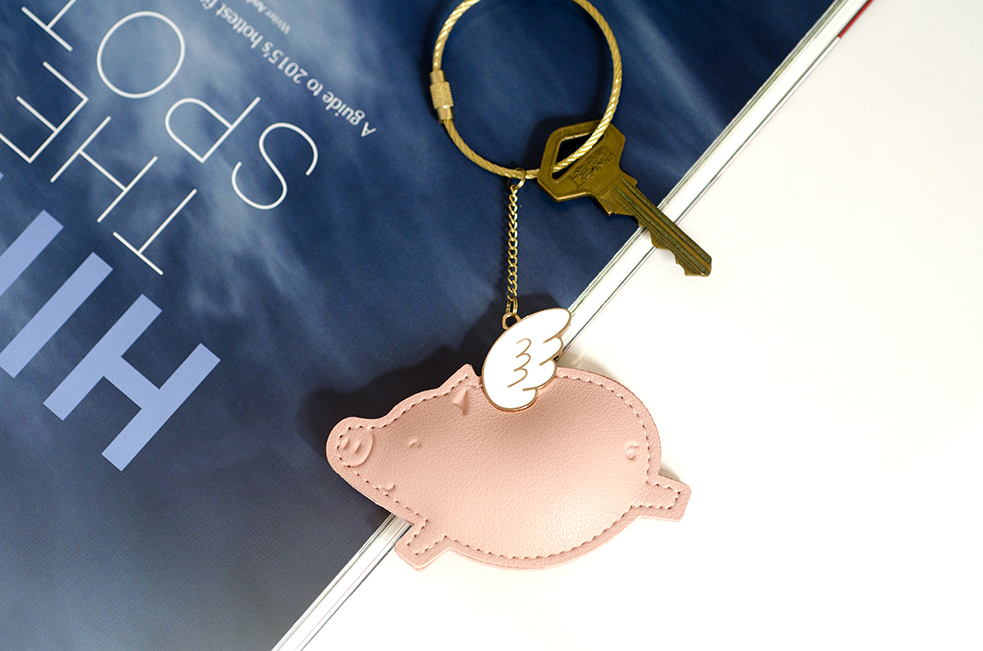 Eight-door insect society flying pig car keychain bag hanging Korean cute cartoon key ring chain creative birthday gift for women