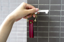 Baben Club leather rope car keychain ring chain pendant Korean cute female cartoon male creative gift special