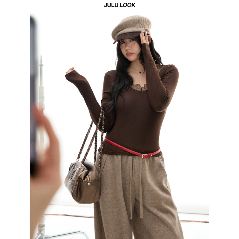 Julu Studio's "Honey Lace" Plus-Size Korean-Style Lace Trim Patchwork Base T-Shirt Large Size Top Julu Studio's "Honey Lace" Plus-Size Korean-Style Lace Trim Patchwork Base T-Shirt Large Size Top