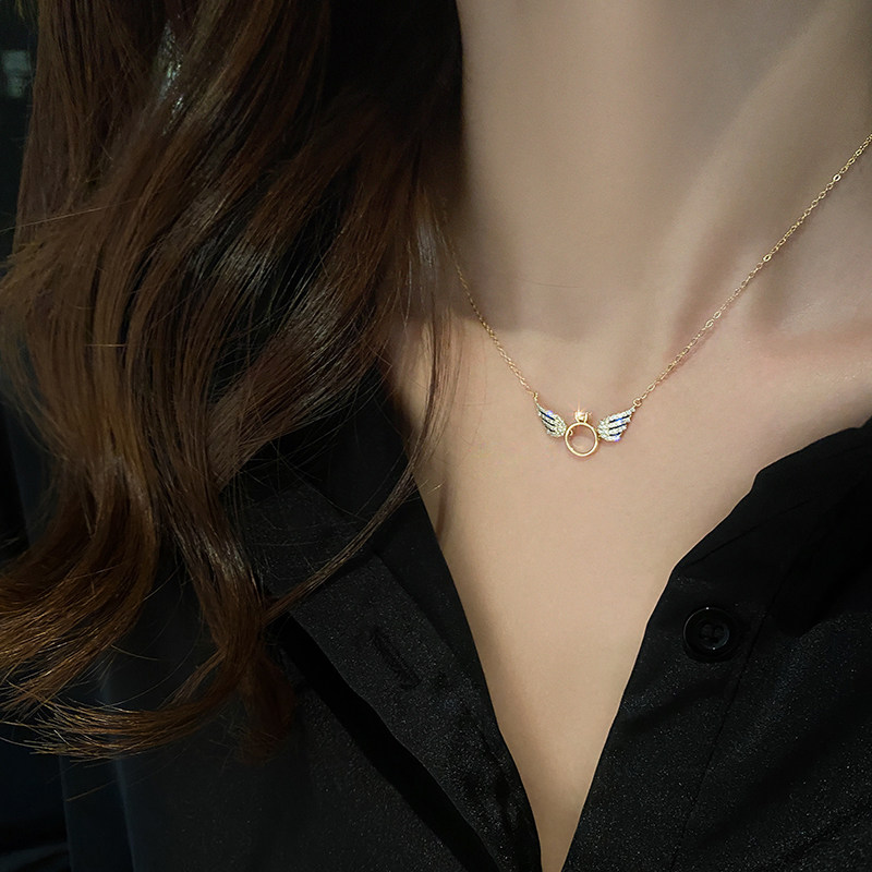 Korean necklace Female niche design sense Sterling silver simple temperament Clavicle chain Little angel wings necklace pendant