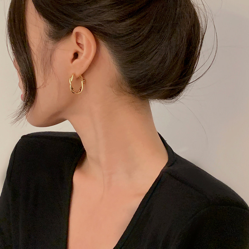 Korean Circle Earrings Women's Pure Silver Temperament Net Red Large Earrings Retro Exaggerated Harbor Wind Ear Accessories 2023 New Tide-Taobao