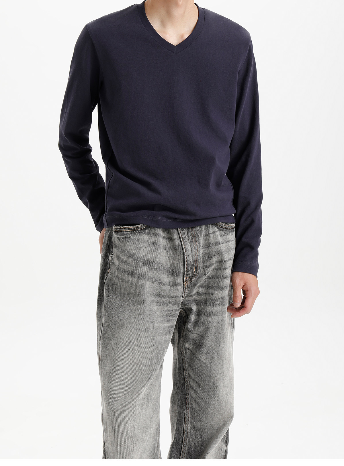 PLUS NO LOGO Linen-Feel V-Neck Slim-Fit Long Sleeve Tee