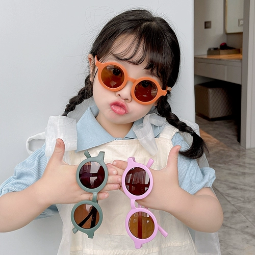 Брендовые сливочные детские солнцезащитные очки на солнечной энергии подходит для мужчин и женщин для девочек, в корейском стиле, широкая цветовая палитра