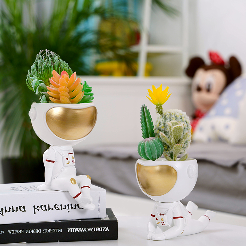 Creative spaceman succulent flower pot living room decoration cartoon cute succulent flower plant potted flower pot set