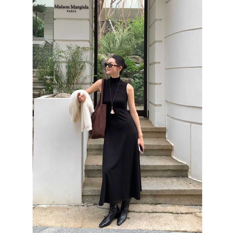 Pusumede Texas Sunset Black High-Neck Long Knitted Dress for Women with Drapey Sleeveless Base Dress