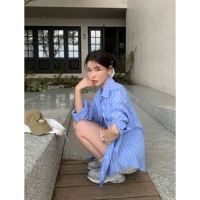 Синие и белые батончики