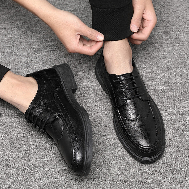 Winter Leather Shoes for Men, Business Formal Wear, Casual Suit Men's Shoes, Youth British Style Soft Sole Pointed Toe Breathable Leather Shoes for Groomsmen