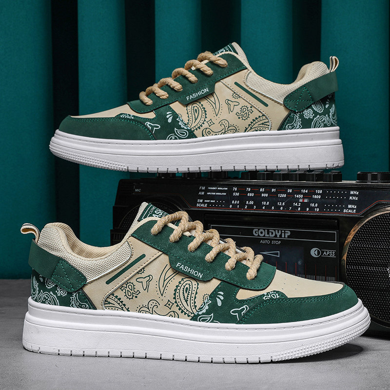 2025 New Summer Men's Shoes Paisley Pattern Breathable Canvas Sports Casual Sneakers Low-Top Versatile Trendy Shoes