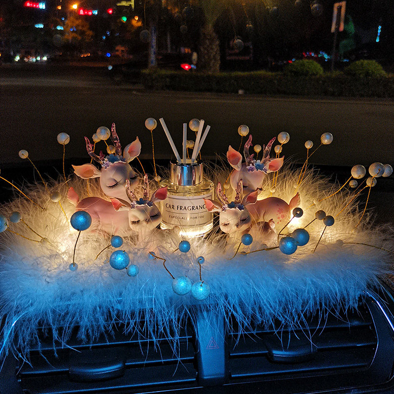 Car good things all the way safe deer car ornaments net red perfume fragrance goddess car interior decoration supplies