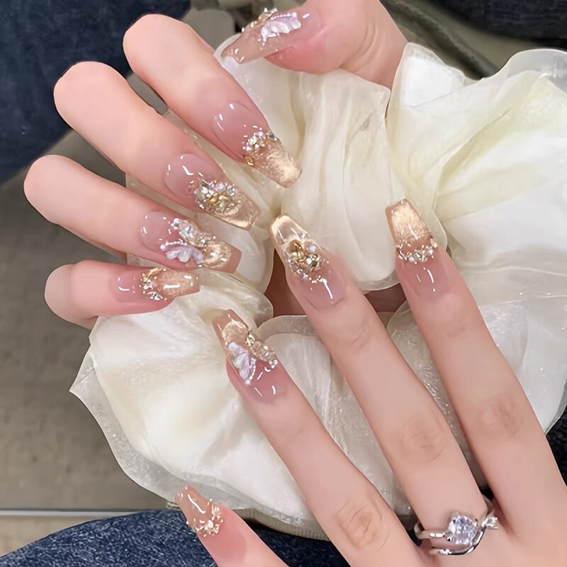 Manchi Handmade Wearable Nails, Rich Girl Butterfly Manicure, Sparkling Diamond Nail Pieces, High-End Fake Nail Patches