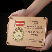 Resin trophy custom creative design lettering small gold man honor high-grade solid wood retired trophy medal custom