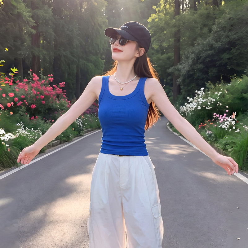 Klein Blue Tank Top with Suspenders for Women, Suitable for Photoshoots in the Countryside, Paired with Cargo Pants, in a Royal Blue Color
