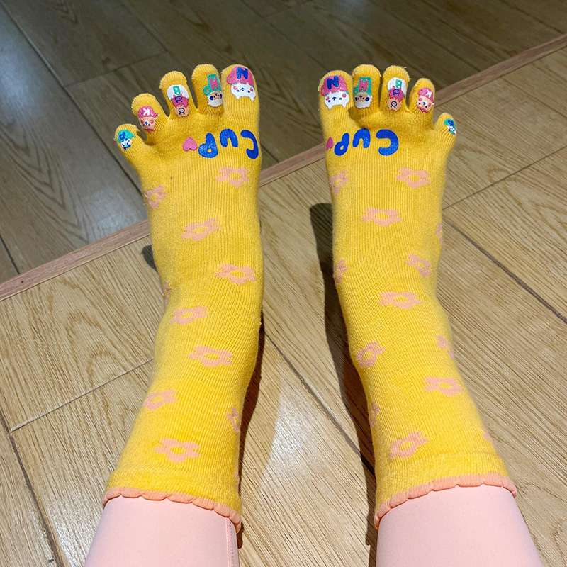 Five-Toe Socks for Women, Pure Cotton, Autumn and Winter, Pilates Split-Toe Socks, Yoga Socks, Non-Slip, Anti-Odor, Anti-Foot Odor, Mid-Calf Socks, Toe Socks Five-Toe Socks for Women, Pure Cotton, Autumn and Winter, Pilates Split-Toe Socks, Yoga Socks, Non-Slip, Anti-Odor, Anti-Foot Odor, Mid-Calf Socks, Toe Socks