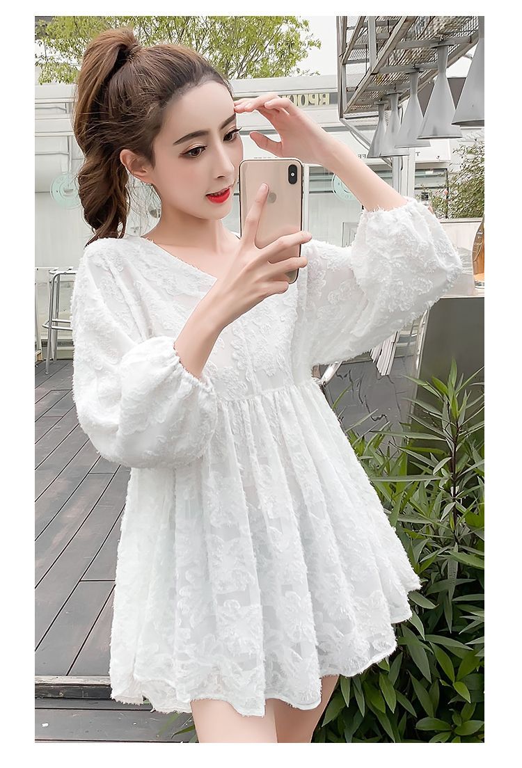 Áo sơ mi búp bê top xòe phiên bản Hàn Quốc rộng rãi và ngọt ngào màu trung đầm voan dài ngang eo che bụng siêu tuổi - Áo sơ mi chiffon ren