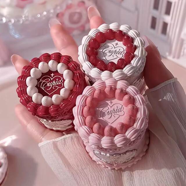 Floral Whisper Strawberry Cupid Cake Lip Cream Velvet Matte Soft Mist Lipstick Delicate Smooth Lightweight Matte Finish