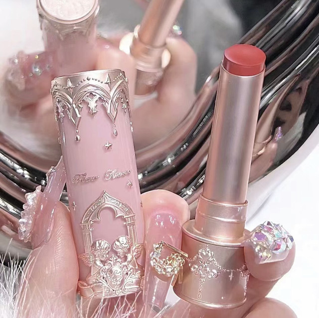 Floral Whisper Little Angel Series Lip Mud Stick Solid Lip Glaze Velvet Matte Lipstick Brightens Skin Tone, Not Easy to Transfer in Autumn and Winter