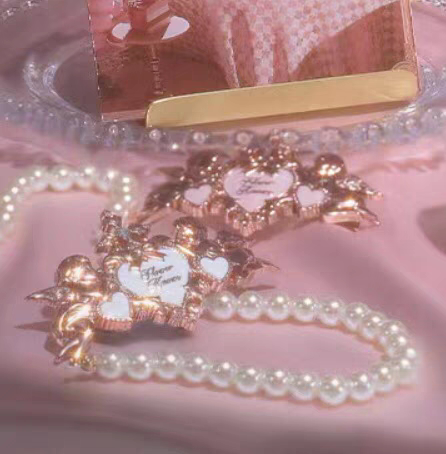 Floral-Themed Hairpin with Shell Pearls, Strawberry Cupid, Butterfly, Cloud Shoulder, Midsummer Night, Two-Tone Hair Clip, Hair Accessory