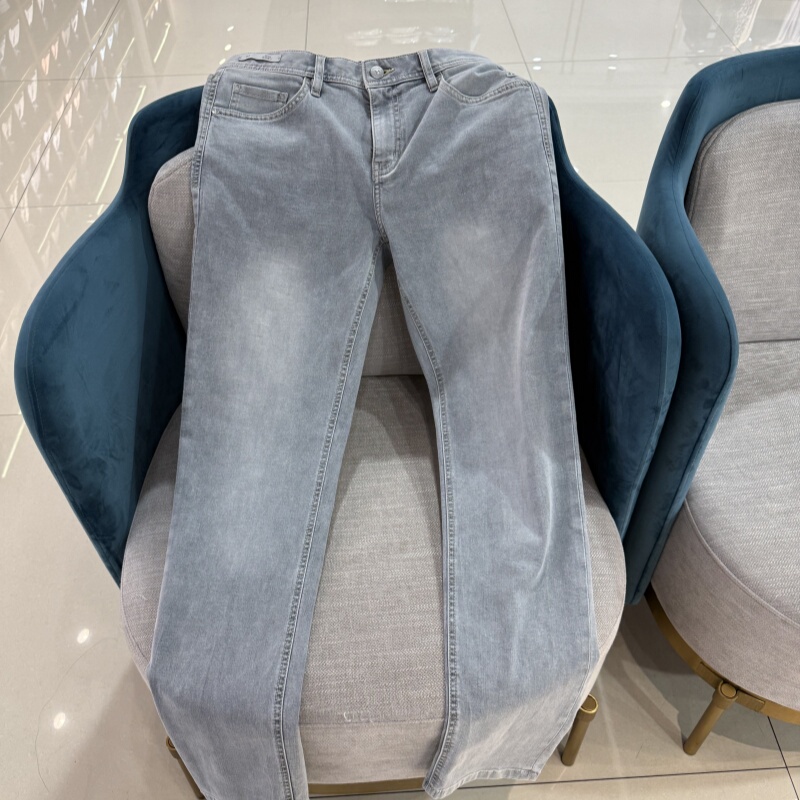 25-Year-Old Model Youngor Summer Thin Slim-Fit Stretch Washed Jeans Ycxz330521Ewy