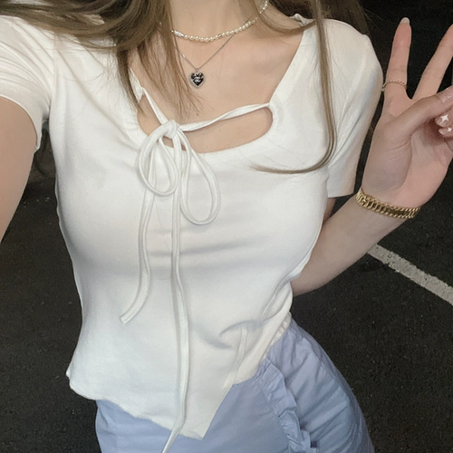 Дизайнерская летняя футболка, тренд сезона, короткий рукав, по фигуре