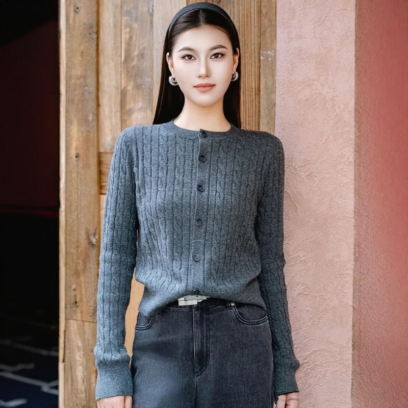 Brother Amashe Genuine Brand 2026 Spring and Autumn New Sweater Short Jacket Old Money Style Cable Knit Cardigan for Women