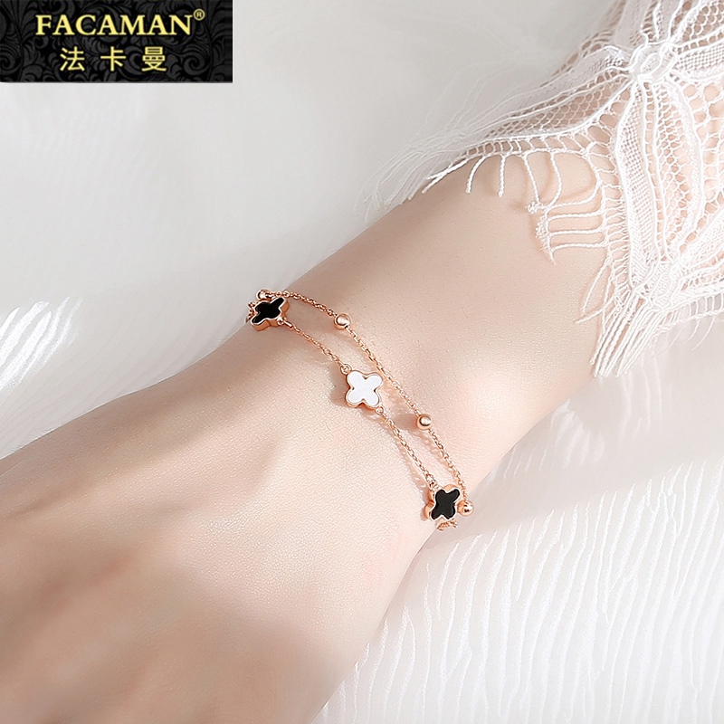 Four leaves of straw handmade woman pure silver bestie hand decorated black manauins small crowddesign Valentine's Day gift to girlfriend