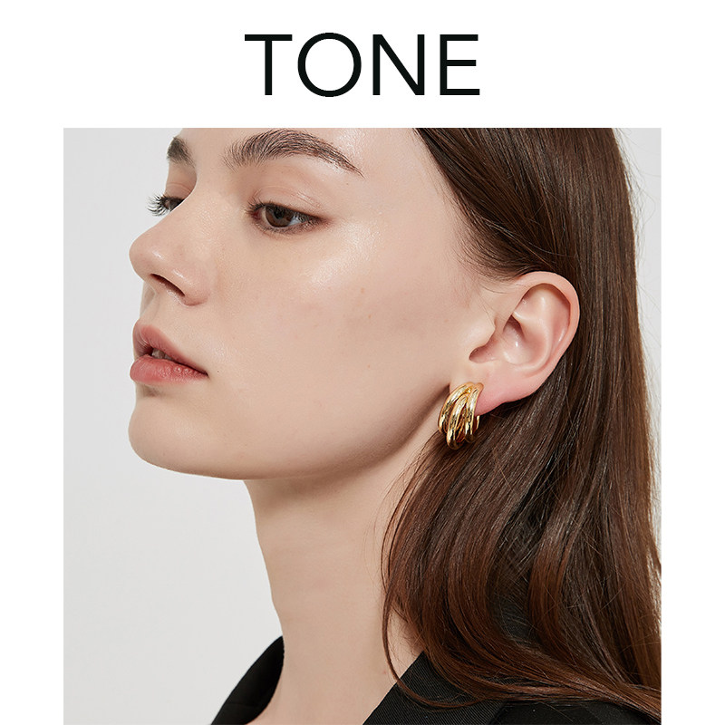 Head-free circle earring circle earrings insect incense disk French high-sense European and American cold wind in simple autumn and winter