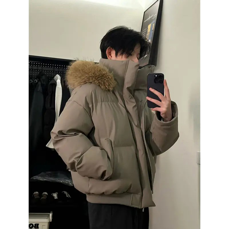 Hooded Short down Jacket with Large Fur Collar in Pu Leather, Coffee Color, Men's Winter Cotton Coat, High Collar, American Retro Style, Oversized Fit Hooded Short down Jacket with Large Fur Collar in Pu Leather, Coffee Color, Men's Winter Cotton Coat, High Collar, American Retro Style, Oversized Fit