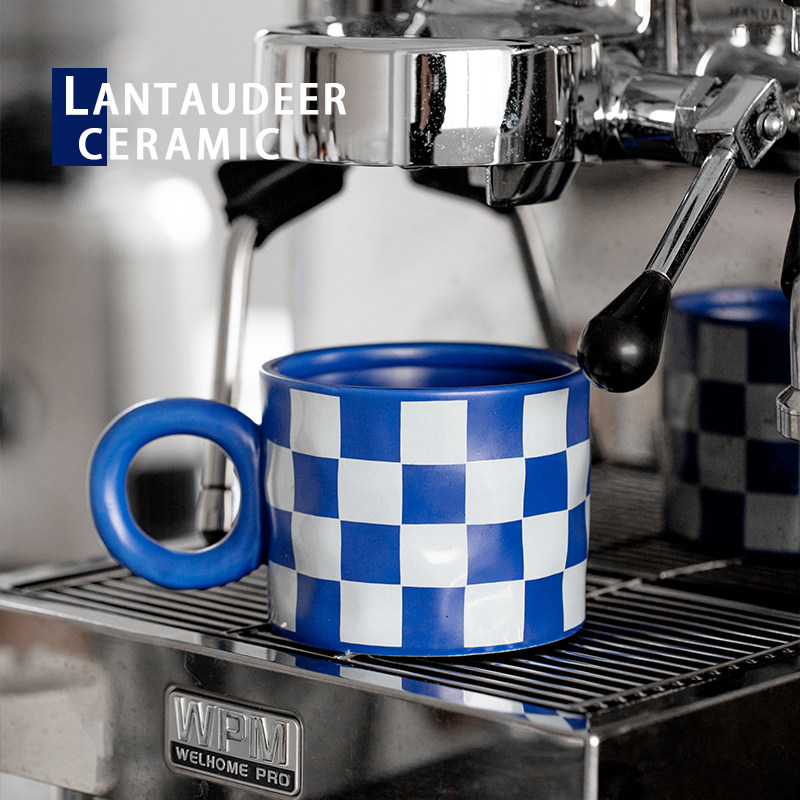 Klein blue ceramic water cup mug with lid couple cup female cute checkerboard creative coffee cup boy