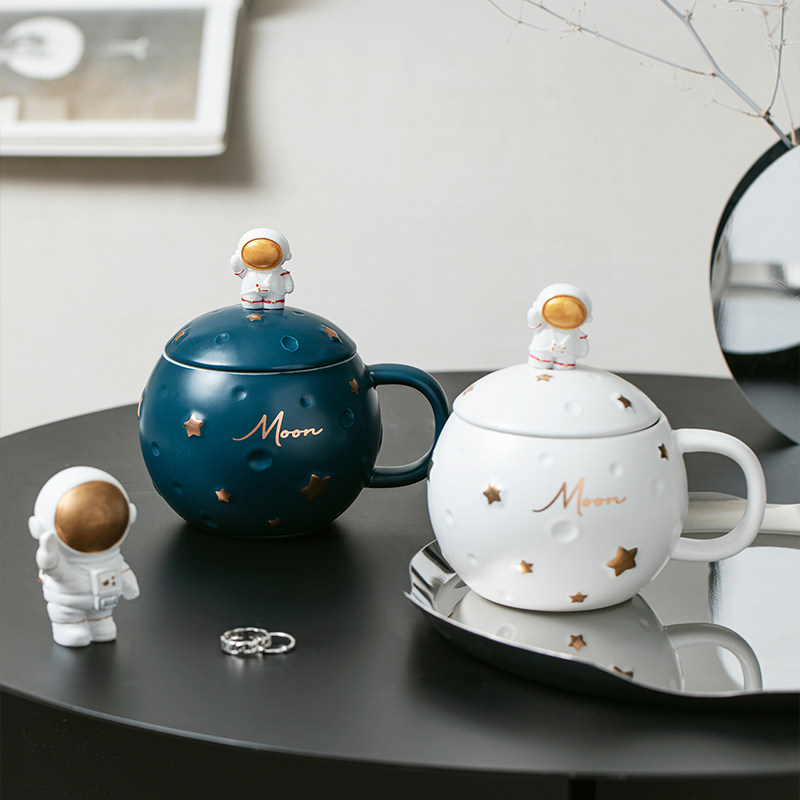 Mug with lid girls office water cup creative couple coffee cup ceramic drinking cup household cereal cup