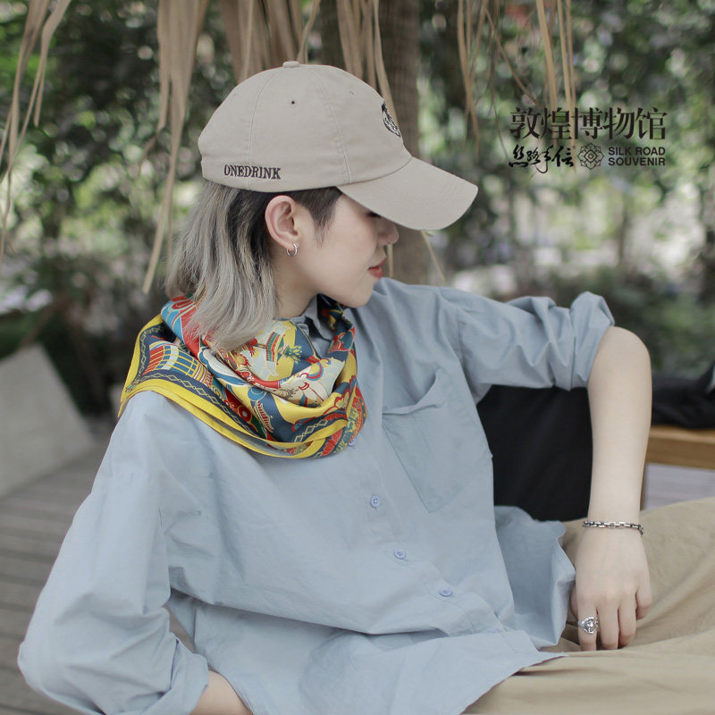 敦煌博物馆 极乐系列 100%桑蚕丝斜纹绸方巾 天猫优惠券折后￥135包邮（￥175-40）