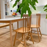 Японский стиль сплошной деревянный кресло с деревянным столом и стулом в доме