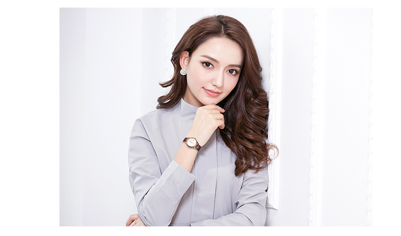 5912 Women's Watch_12.jpg