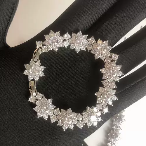 Платиновый браслет на солнечной энергии, белое золото 18 карат, инкрустировано бриллиантами, 1 карат, японские и корейские, европейский стиль