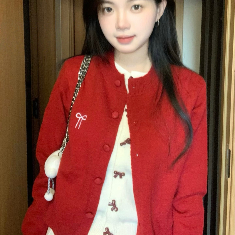 Retro Fake Two-Piece Red Sweater 2026 Cardigan New Autumn and Winter Style Lazy Bow Knitted Sweater Top