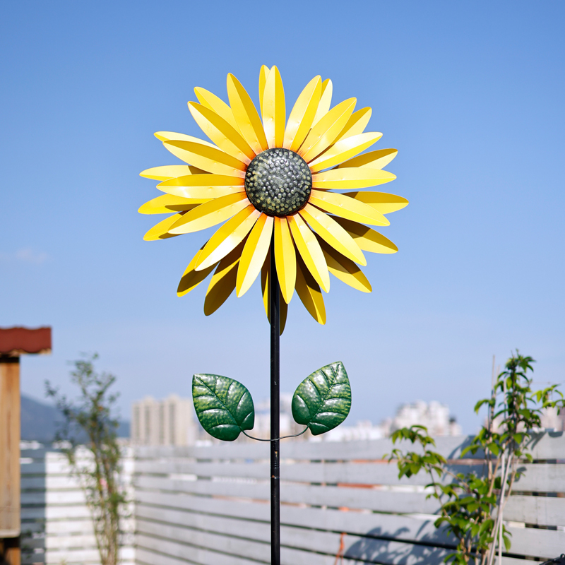 Sunflower Iron Art Large Windmill Garden Courtyard Decoration Rotating Ornament Gardening Outdoor Villa Terrace Balcony Arrangement Sunflower Iron Art Large Windmill Garden Courtyard Decoration Rotating Ornament Gardening Outdoor Villa Terrace Balcony Arrangement