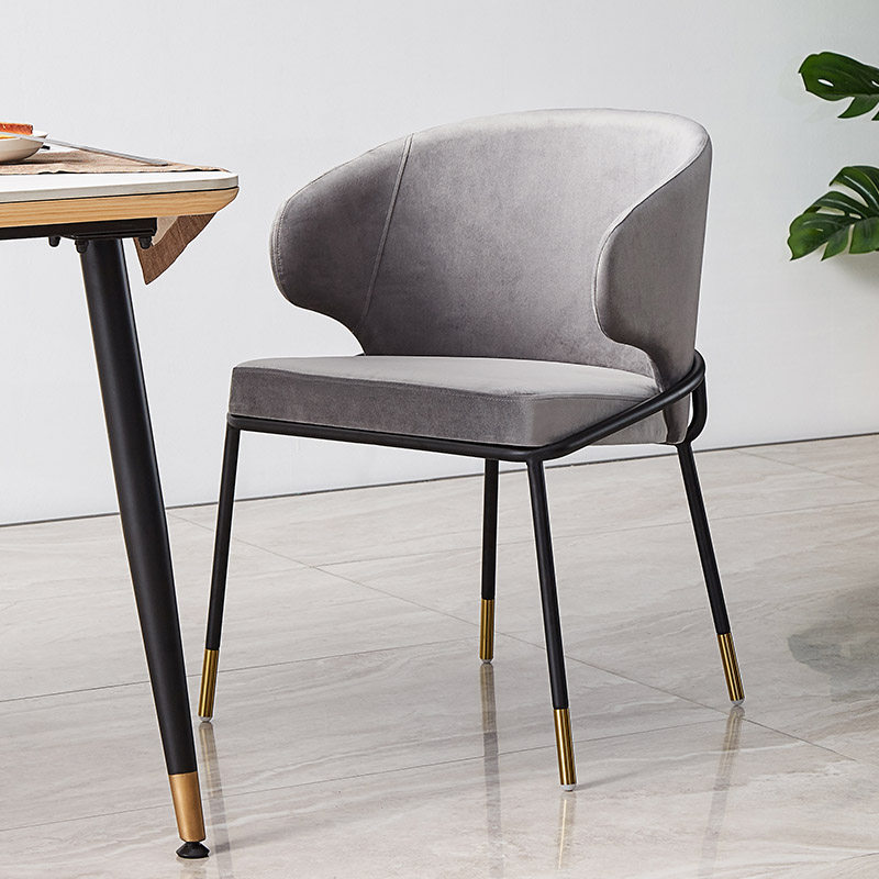 Nordic High-end Dining Chair Home Dining Room Chair Leaning Back Chair Minima Modern Iron Art Light Extravaganza Red Casual Chair