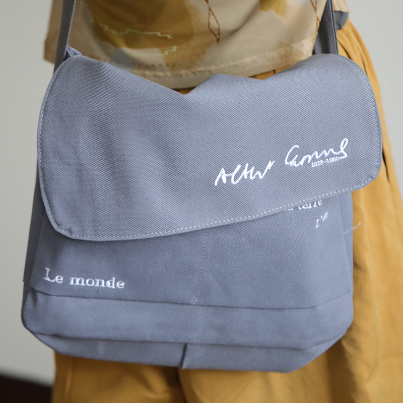 复旦大学周边文创帆布包：承载文化与创意的灵动之选