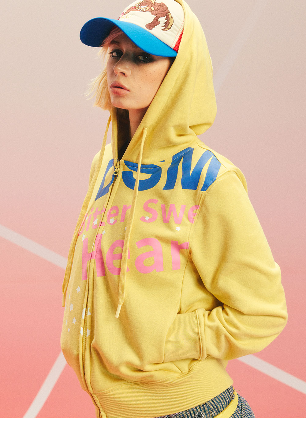DONSMOKE Star Letter Print Yellow Hoodie