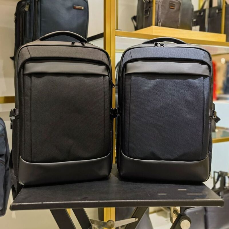 Large Capacity Business Simple Men's Travel Backpack for Business Trips, Sports, and Laptop Use Hs8