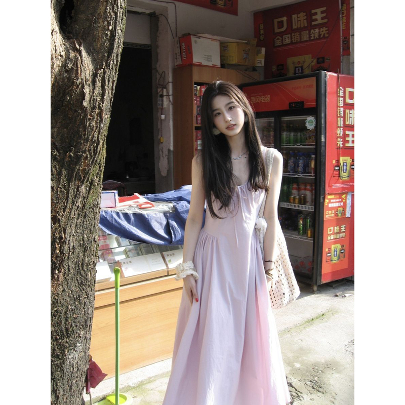 Summer 2026 New Style Fairy-Like Gentle Purple Pleated Strap Dress for Women, Slim Fit, Waist-Cinching A-Line Long Dress