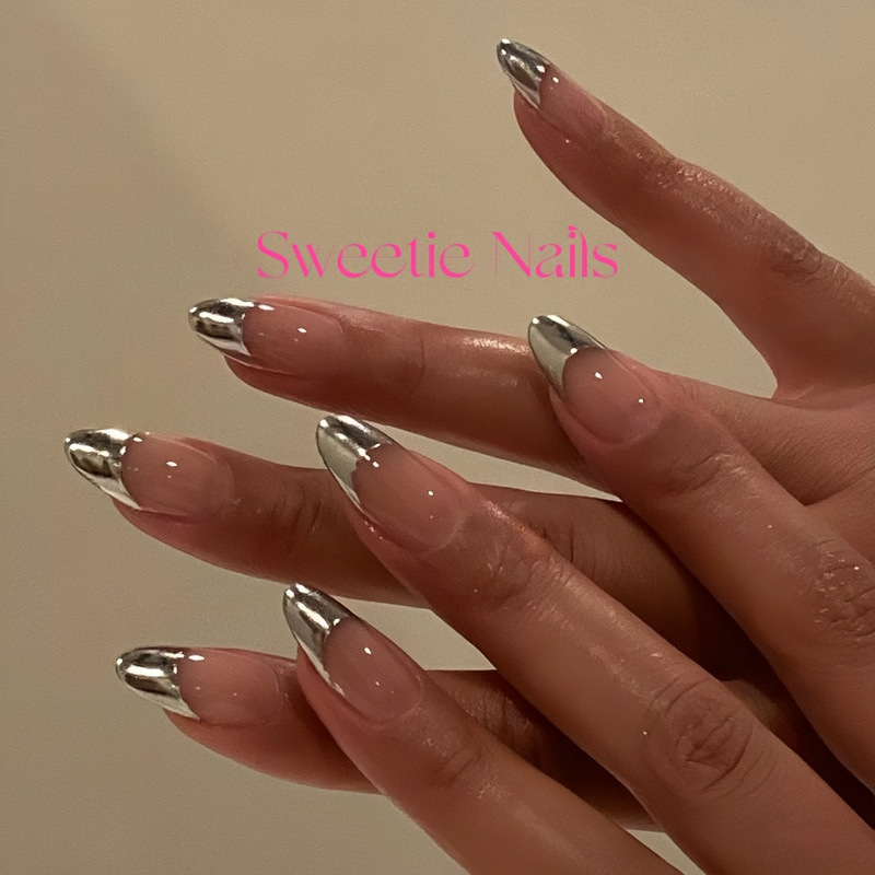 Sweetie | Metallic Silver French-Style Kylie-Inspired Nail Art, European and American Style, Cool, Niche, Personalized Handmade Nails.
