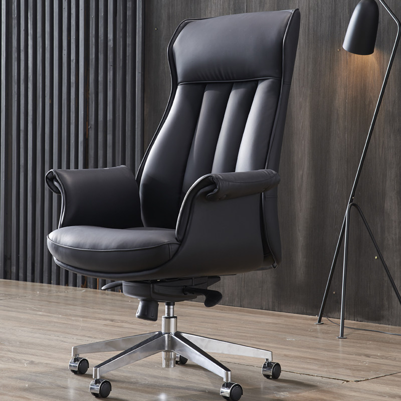 Modern luxury business office chair boss chair high-end leather chair comfortable lunch break swivel chair computer chair